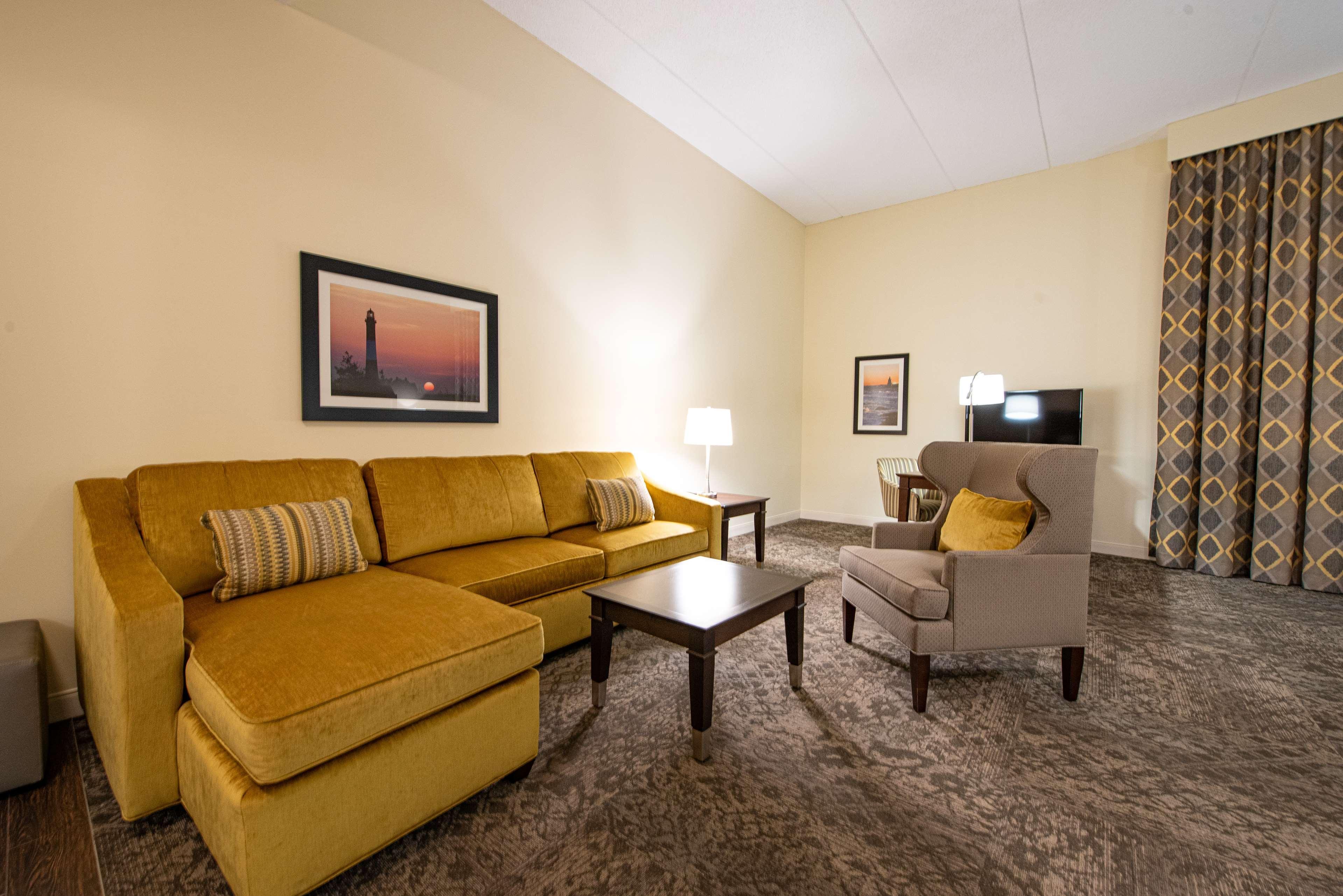 Hampton Inn & Suites By Hilton - Rockville Centre Eksteriør billede