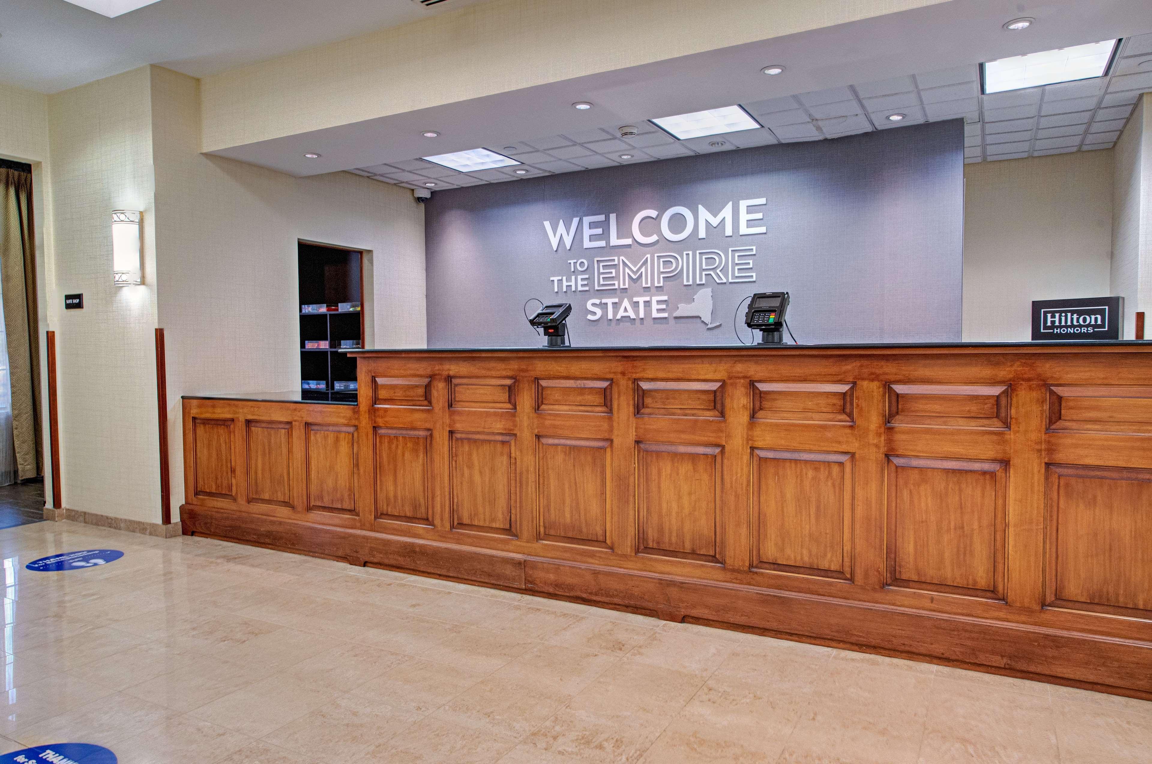 Hampton Inn & Suites By Hilton - Rockville Centre Eksteriør billede