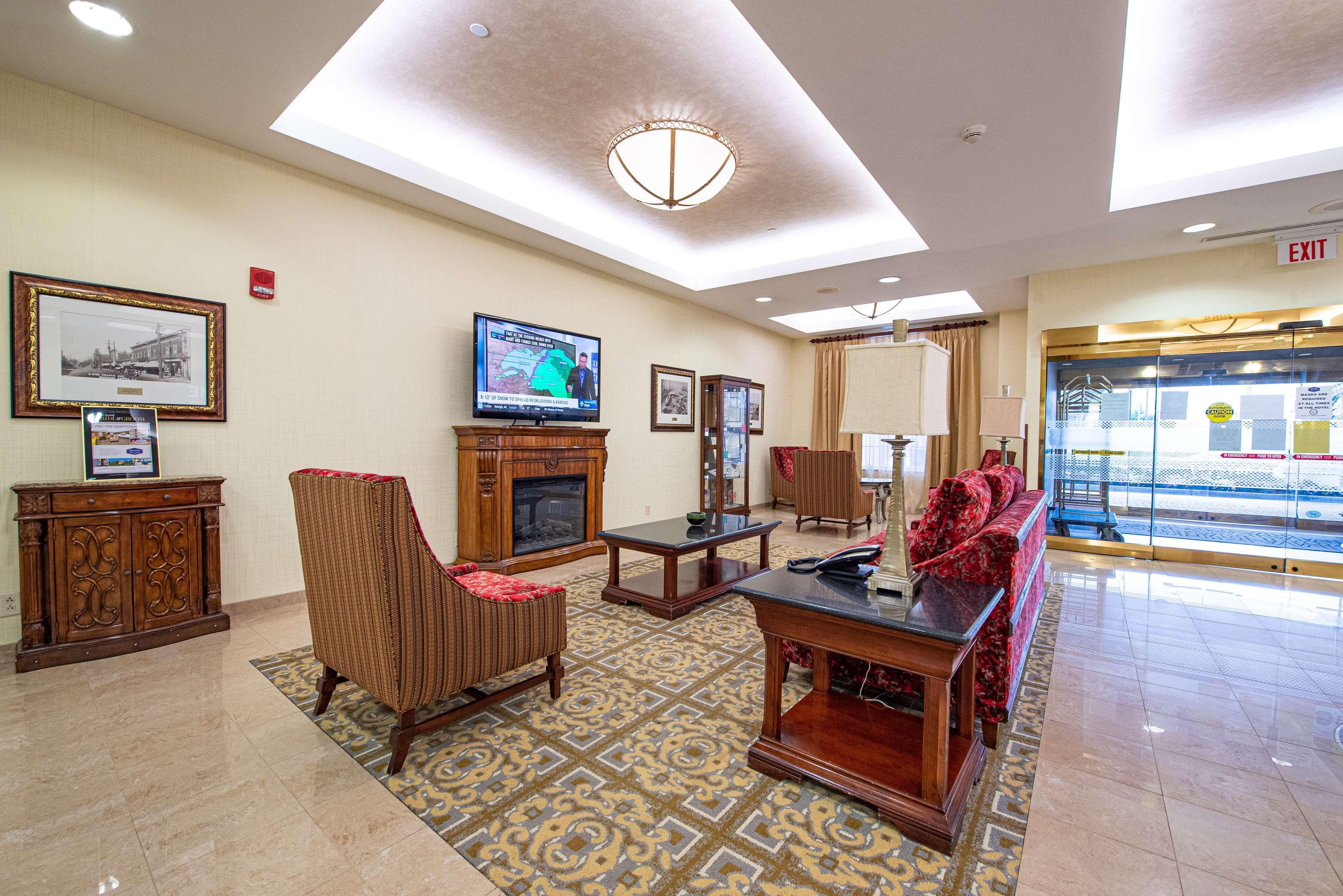 Hampton Inn & Suites By Hilton - Rockville Centre Eksteriør billede