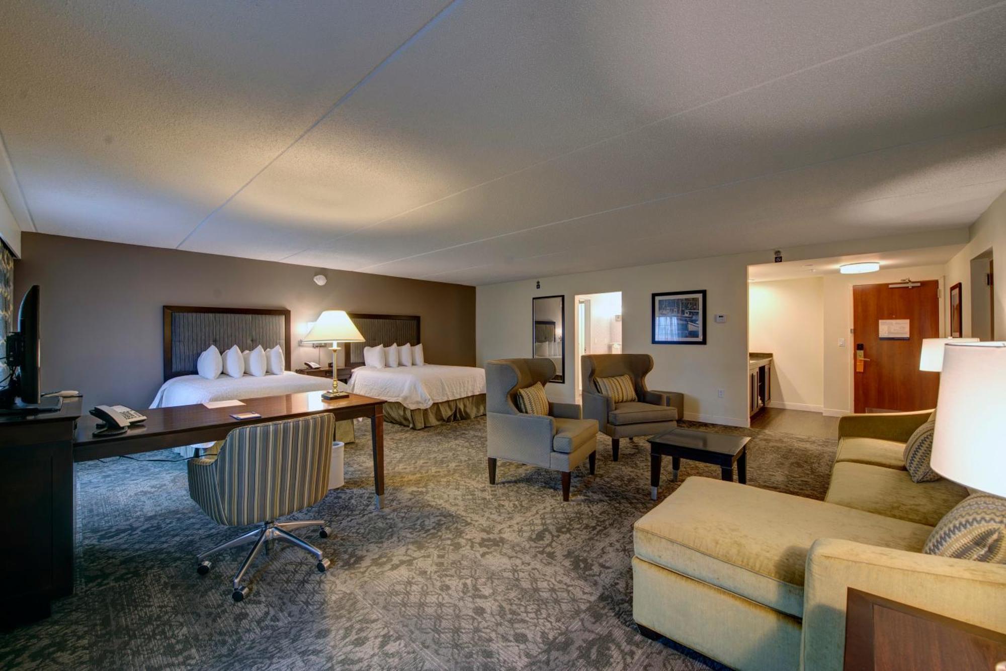 Hampton Inn & Suites By Hilton - Rockville Centre Eksteriør billede