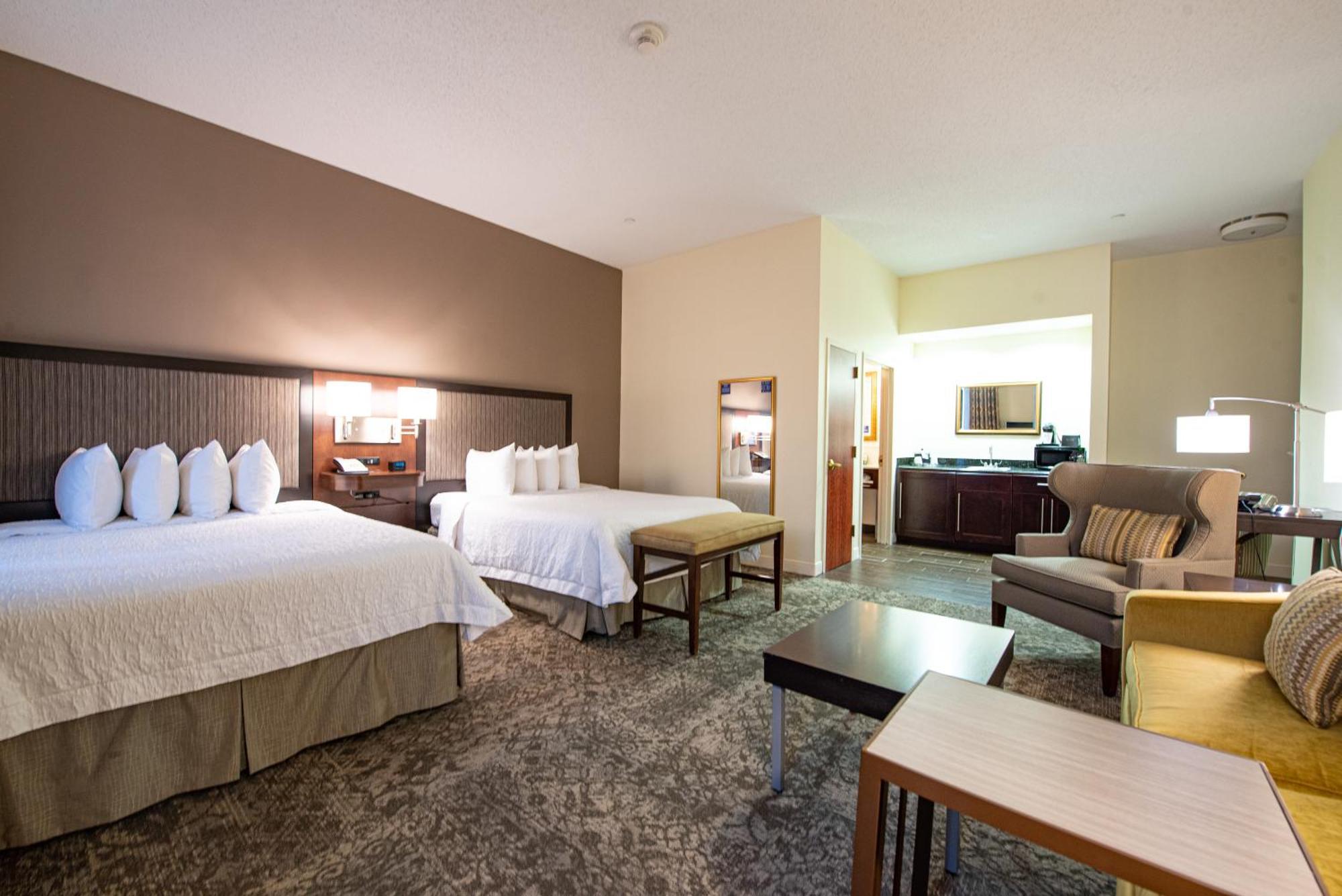 Hampton Inn & Suites By Hilton - Rockville Centre Eksteriør billede