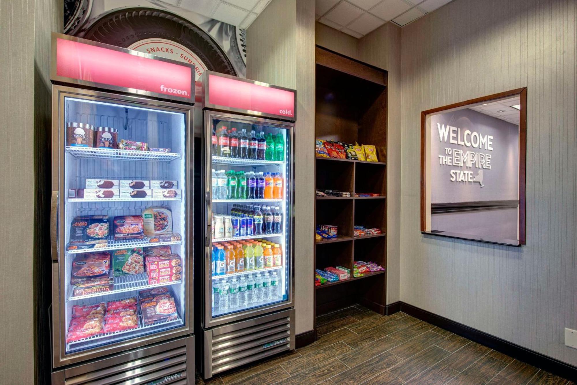 Hampton Inn & Suites By Hilton - Rockville Centre Eksteriør billede