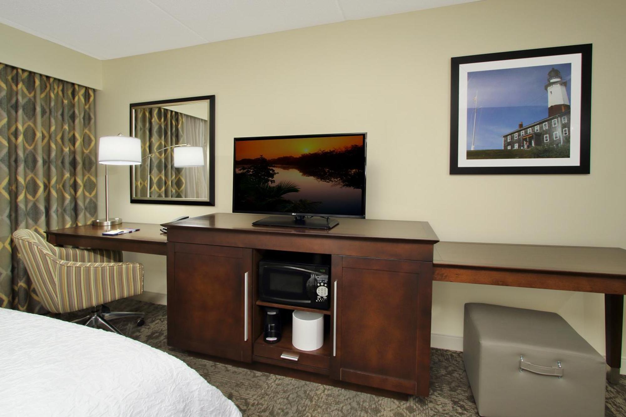 Hampton Inn & Suites By Hilton - Rockville Centre Eksteriør billede